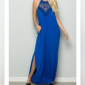 Maxi dress with pockets